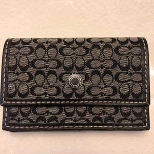 *** Coach *** Accordion Card Case in Blocked Signature Black